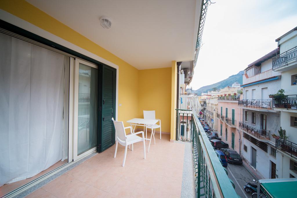 Appartement Milly House à Letojanni Extérieur photo