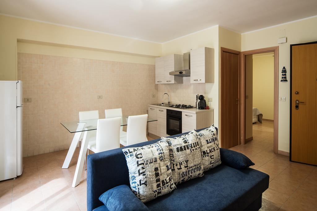 Appartement Milly House à Letojanni Extérieur photo